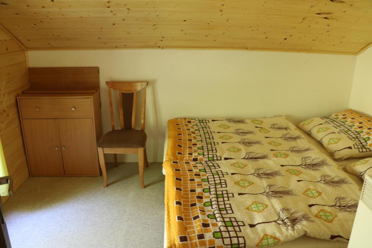 Chata Babeta Hrádeček u Trutnova Hertvíkovice Esterno foto